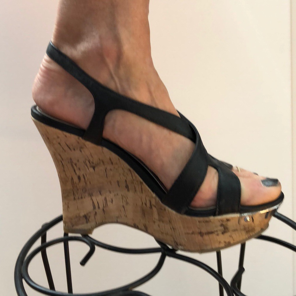 💥JLo Black Strappy Platform Heels